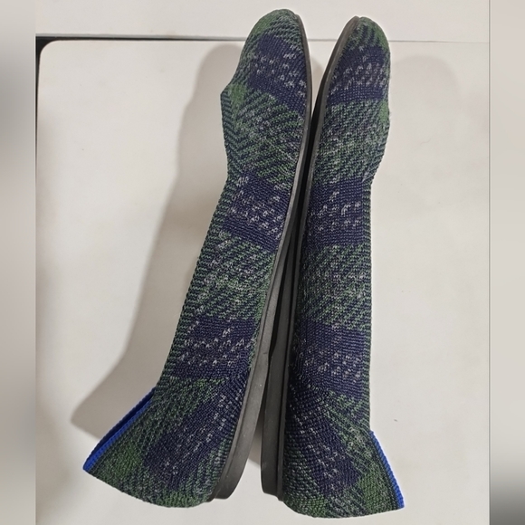 Rothy's Flats In The Limited Edition Forest Tartan Green and Blue Plaid Sz 8.5 - Picture 3 of 12